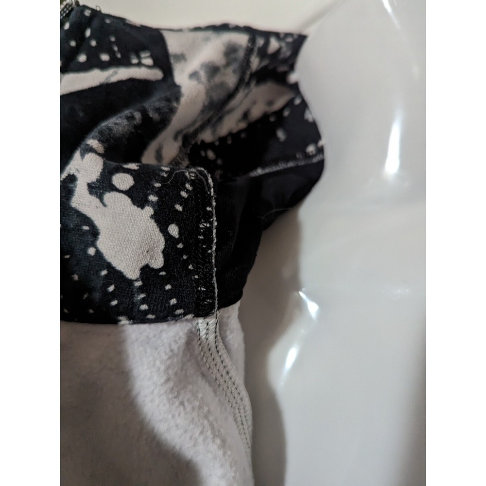 EUC🌟Lululemon Scuba Hoodie III Light Cotton Fleece Sz 8 Static Mist White Black - Picture 13 of 13